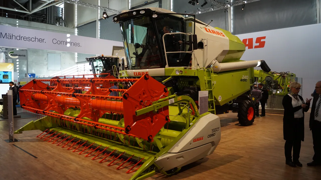 Avero 240 — Kombajny