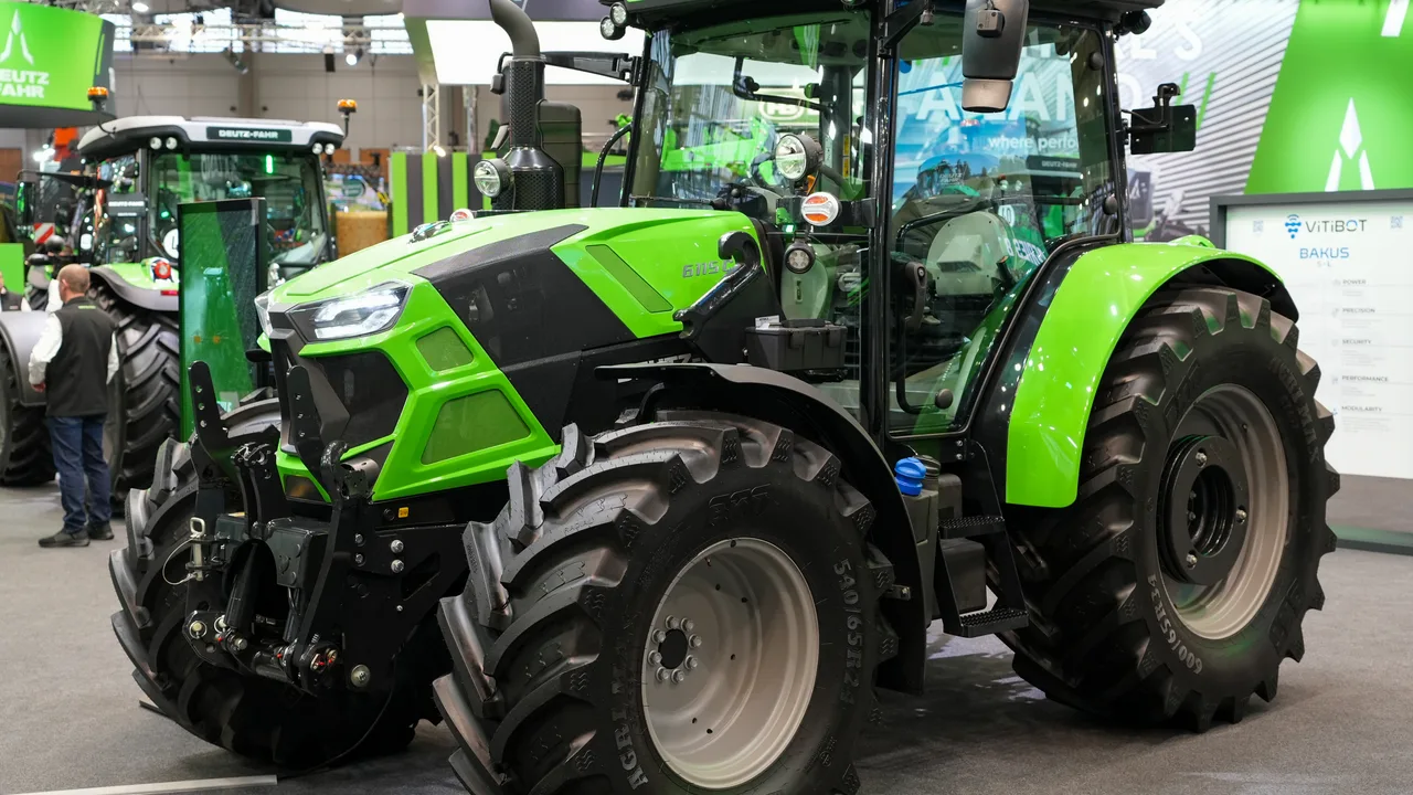 Deutz-Fahr 6135 C — Трактор, 2020