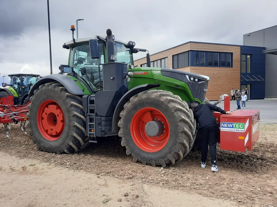 Fendt 1050 Vario w pracy podczas dnia pokazowego