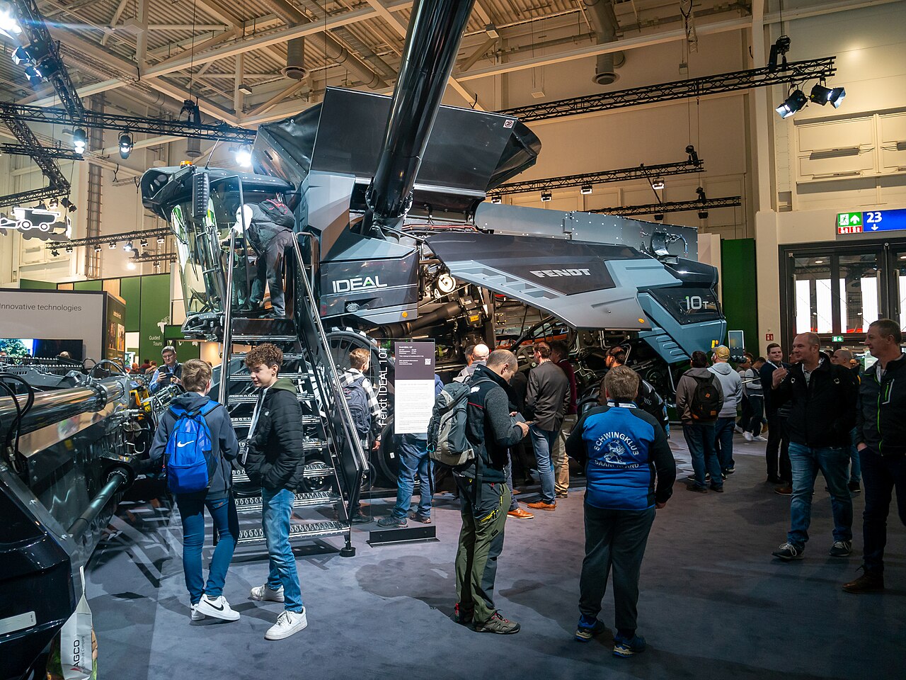 Fendt IDEAL 10T — Комбайн, 2017