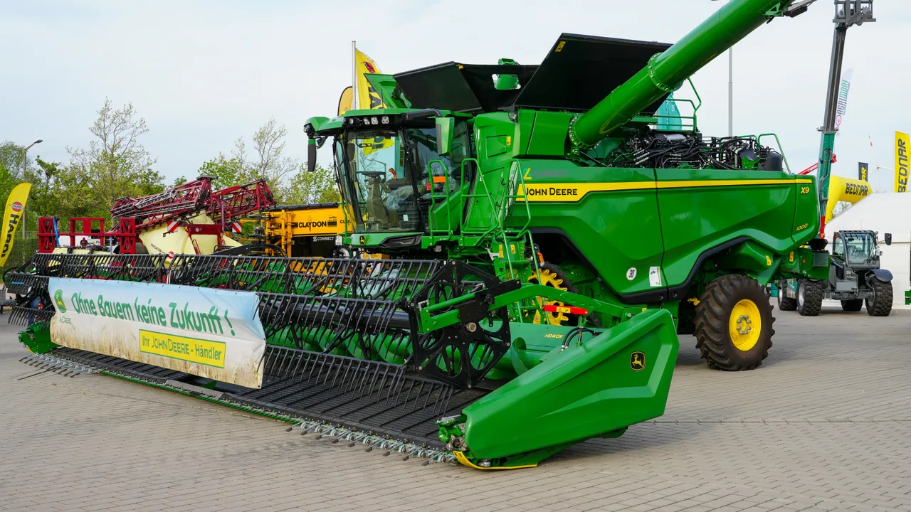 John Deere X9 1100 — Комбайн, 2020