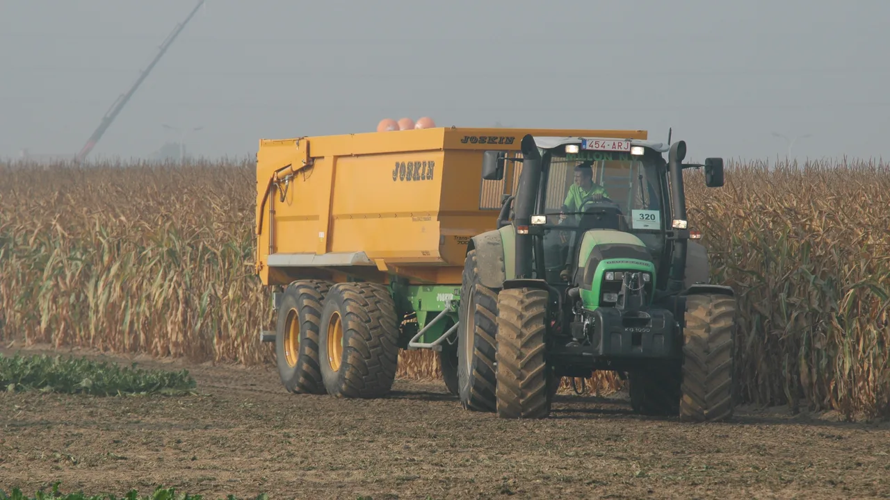 Trans-CAP 5000 — Sklápěcí návěsy