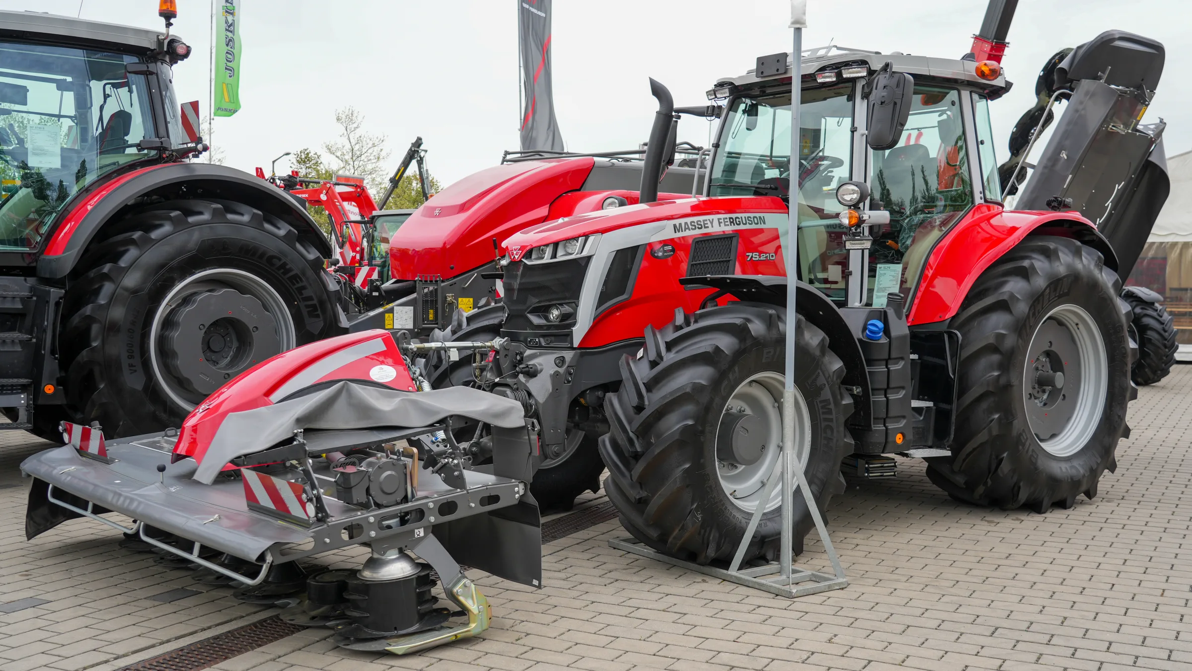 Massey Ferguson 7S.210 — Трактор, 2022